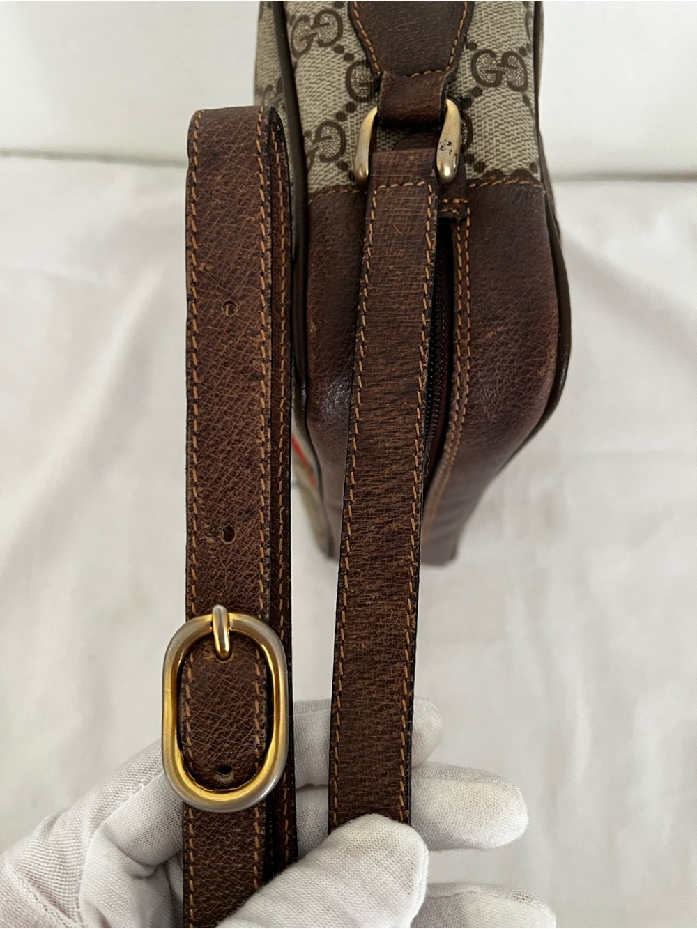 Vintage Gucci GG Supreme Sherry Line Crossbody Camera Bag Early 80s Collectible - Picture 11 of 17
